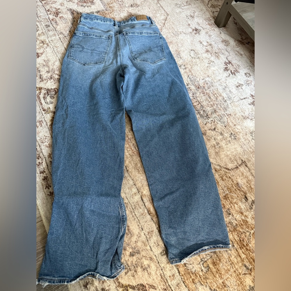 American Eagle Jeans - Picture 3 of 4